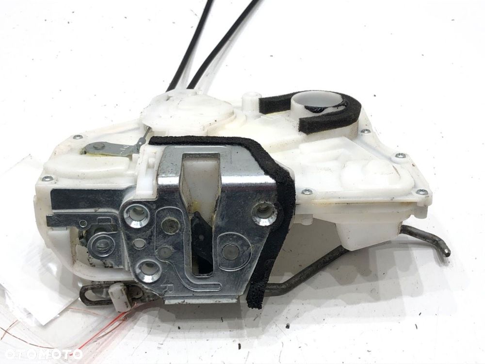 ZAMEK DRZWI PRAWY PRZÓD  SUZUKI SX4 (EY, GY) 2006 - 2022 1.6 DDIS (RW 416D) 66 kW [90 KM] olej - 1