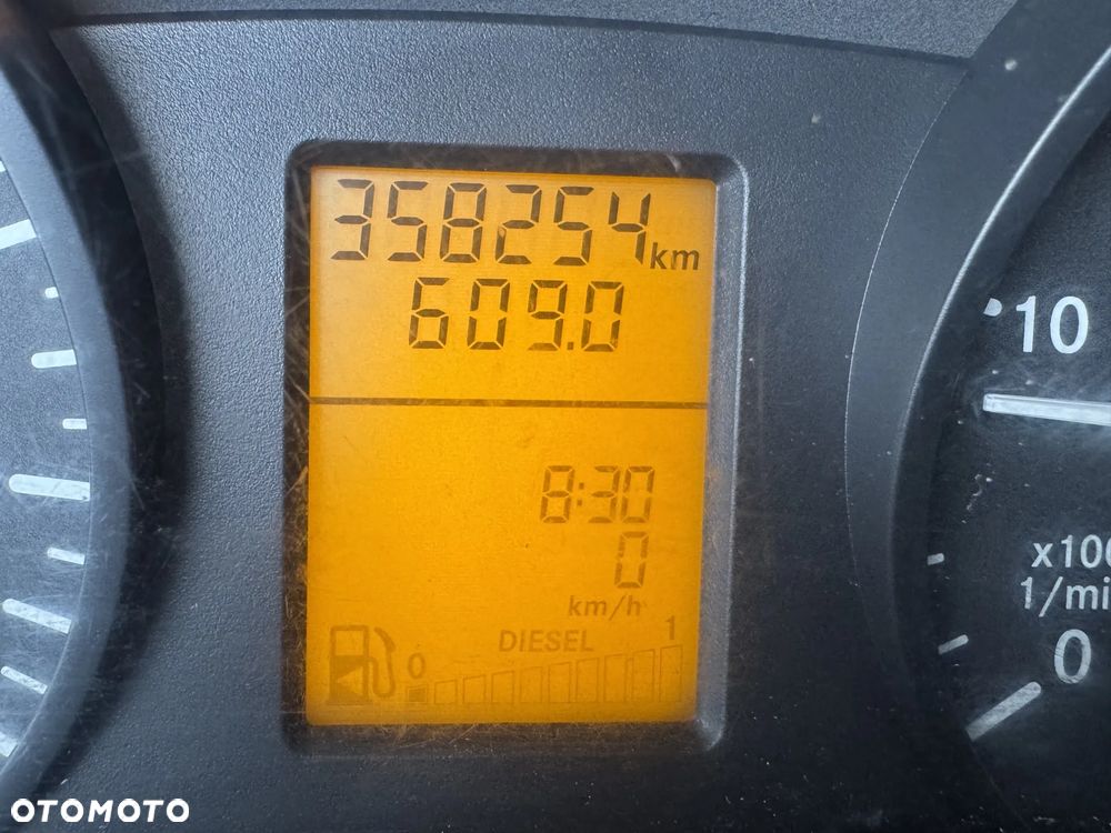 Mercedes-Benz Sprinter 906.213 EEV - 7