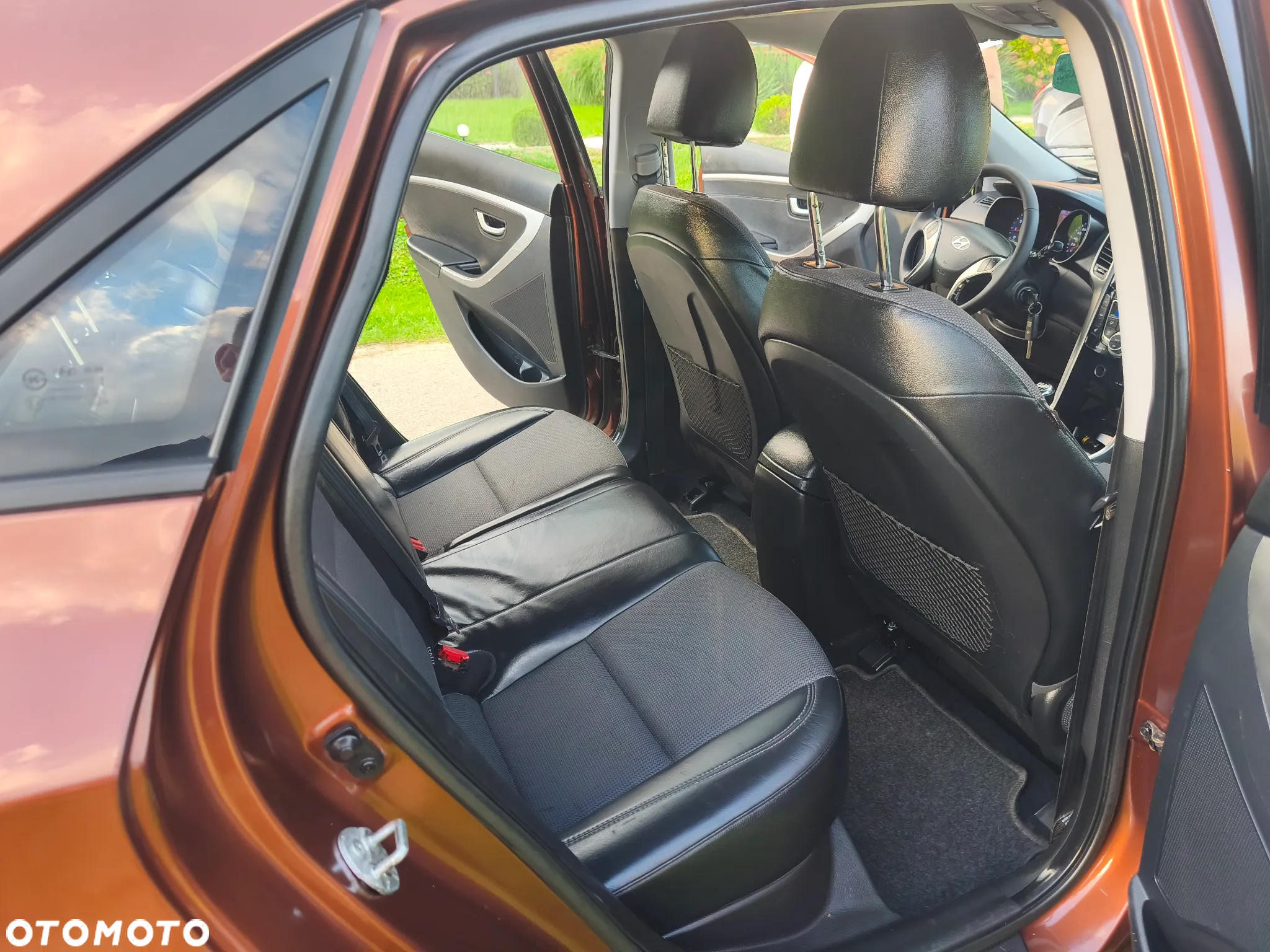 Hyundai i30 1.4 Intro Edition - 13