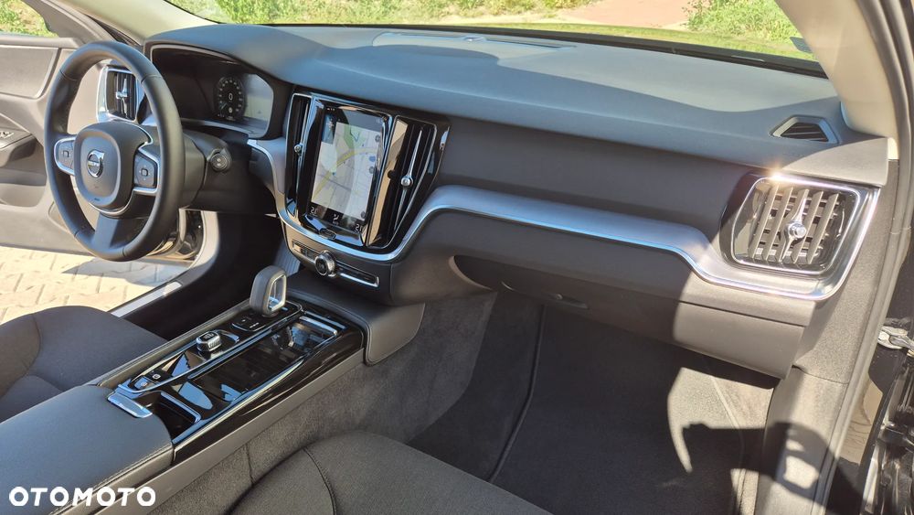 Volvo V60 T6 AWD Plug-In Hybrid Inscription Expression - 24