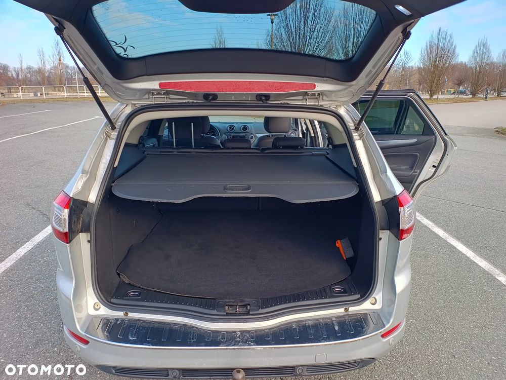 Ford Mondeo SW 2.0 TDCi Gold X - 37