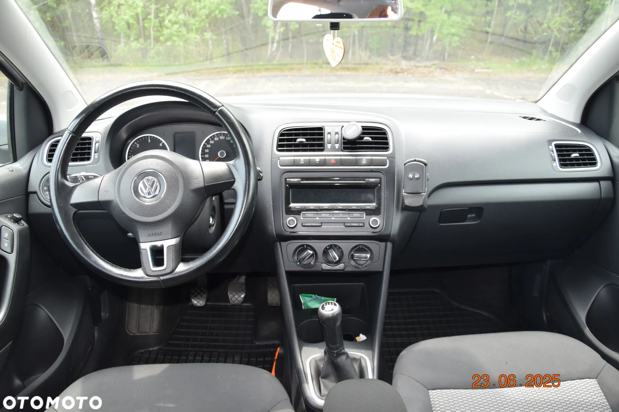 Volkswagen Polo 1.2 TDI Blue Motion - 14
