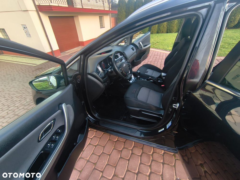 Kia Ceed 1.6 GDI Dream Team Edition - 5