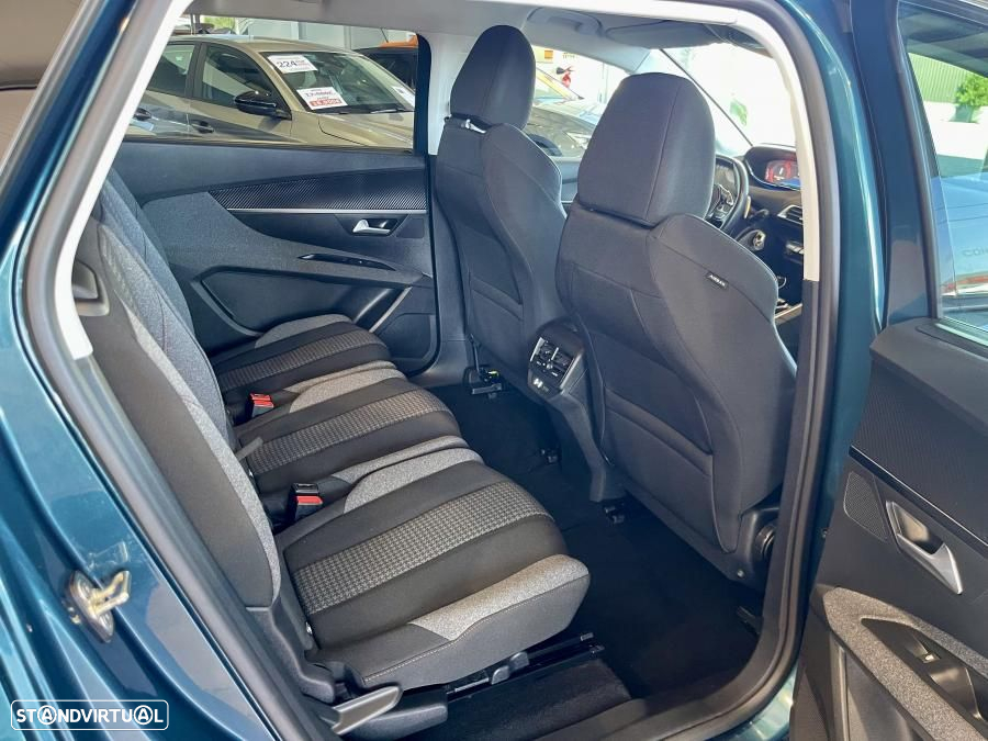 Peugeot 5008 PureTech 130 EAT8 Stop & Start Active Business-Pack - 22