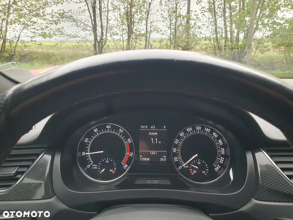 Skoda RAPID 1.4 TSI DSG Monte Carlo - 12