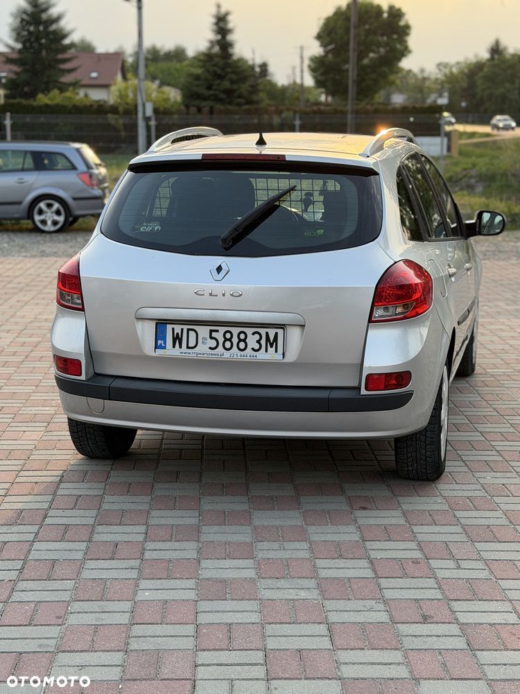 Renault Clio - 5