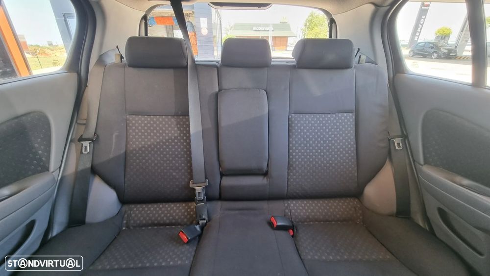 Nissan Almera 1.5 Tekna - 13