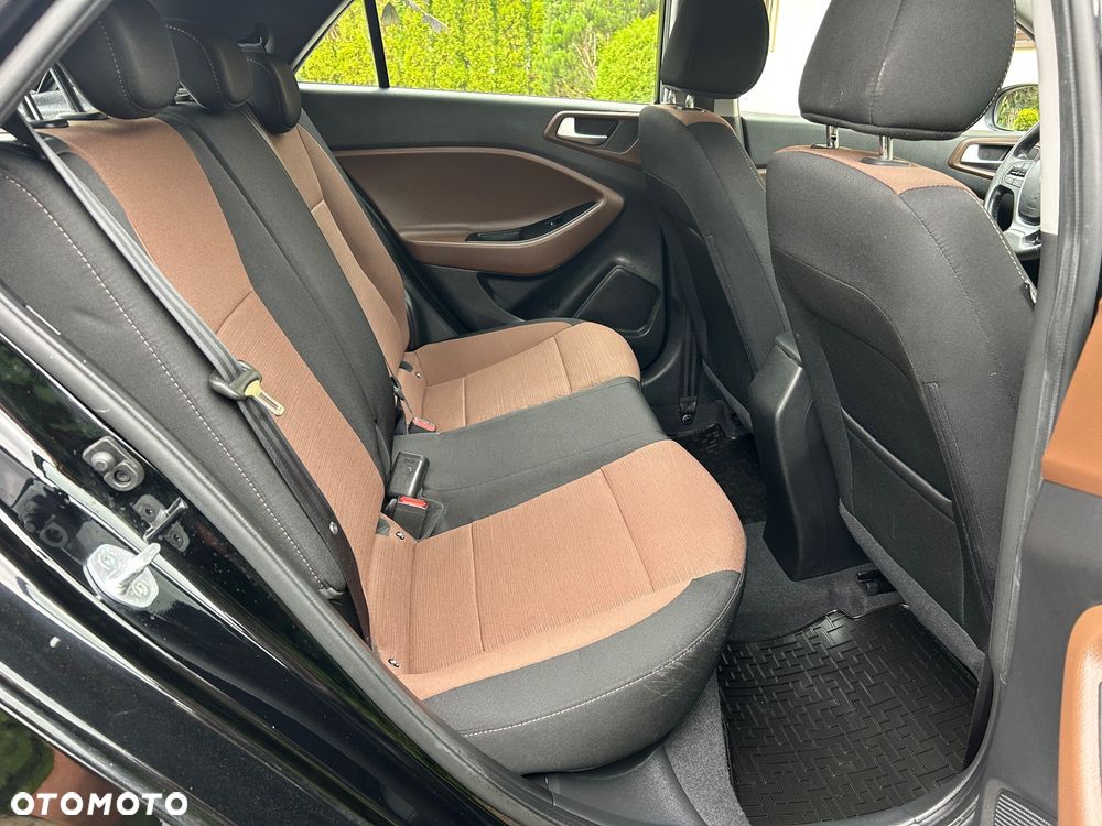 Hyundai i20 1.4 Trend - 30