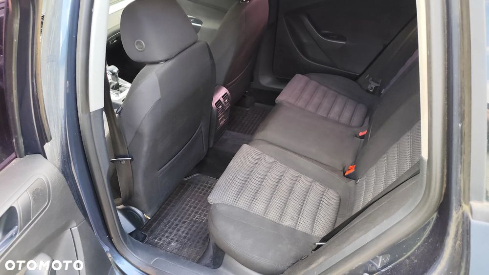 Volkswagen Passat 2.0 TDI DPF Highline DSG - 4
