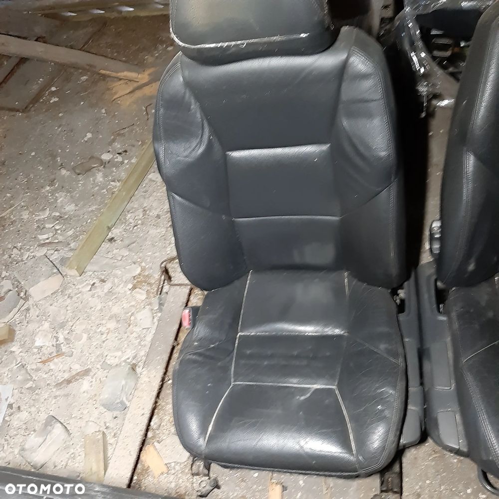 Fotele Przód Kanapa Tył Volvo V70 99-05 Skóra - 2