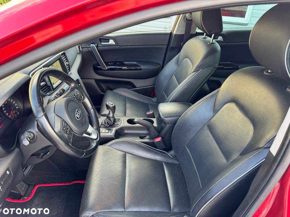 Kia Sportage 1.6 GDI 2WD Black Edition - 38