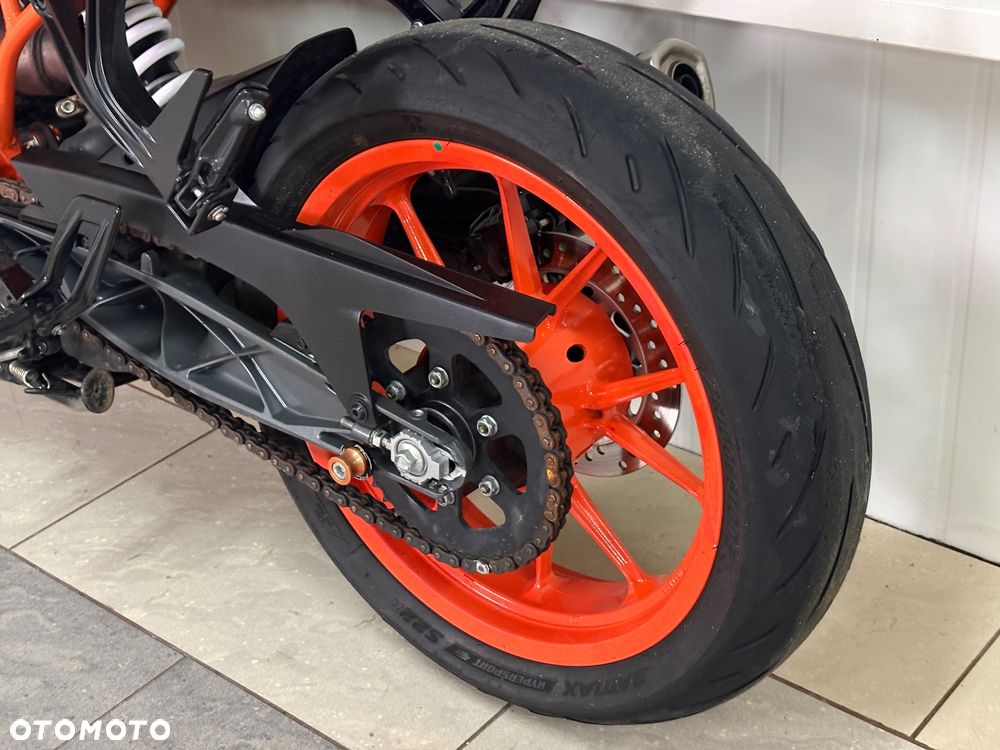 KTM RC 390 - 13
