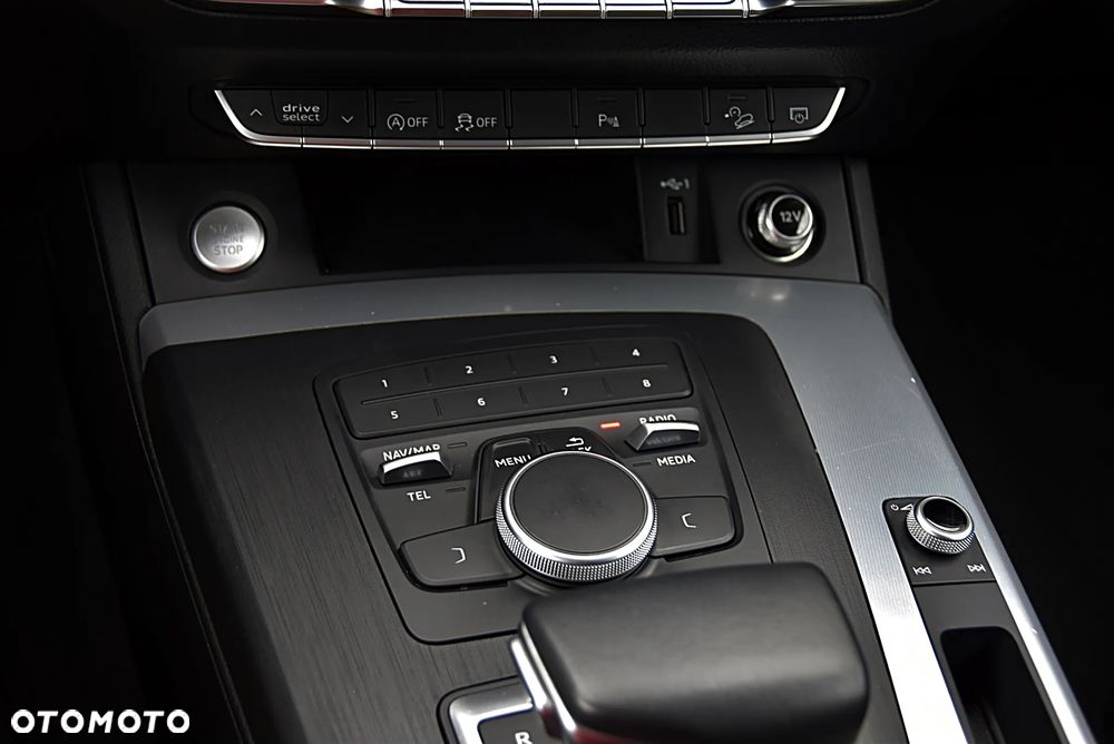 Audi Q5 35 TDI Quattro S tronic - 38