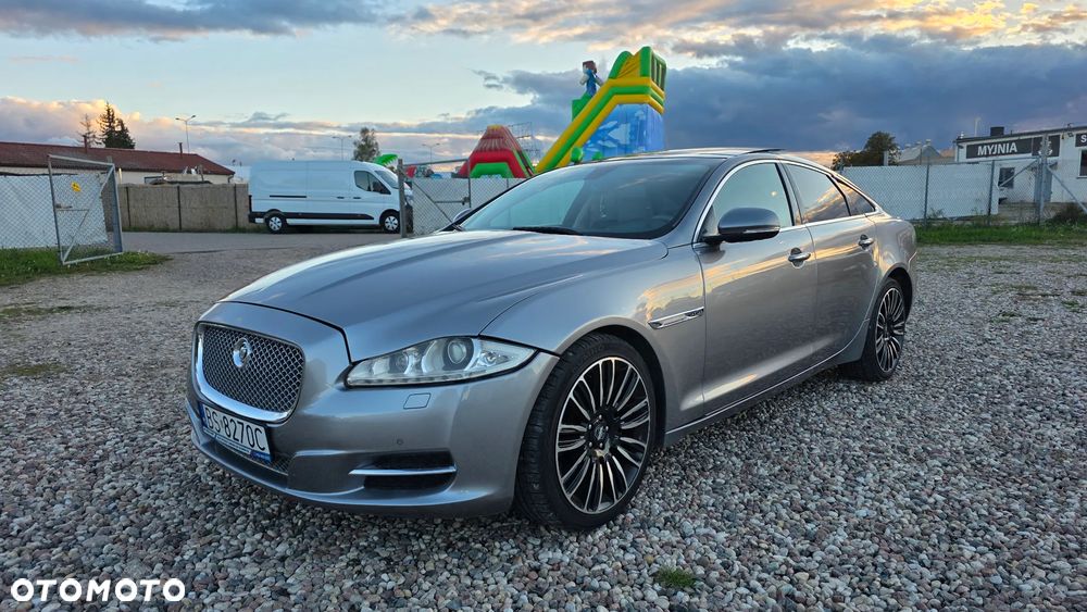 Jaguar XJ 3.0 D V6 Premium Luxury - 3