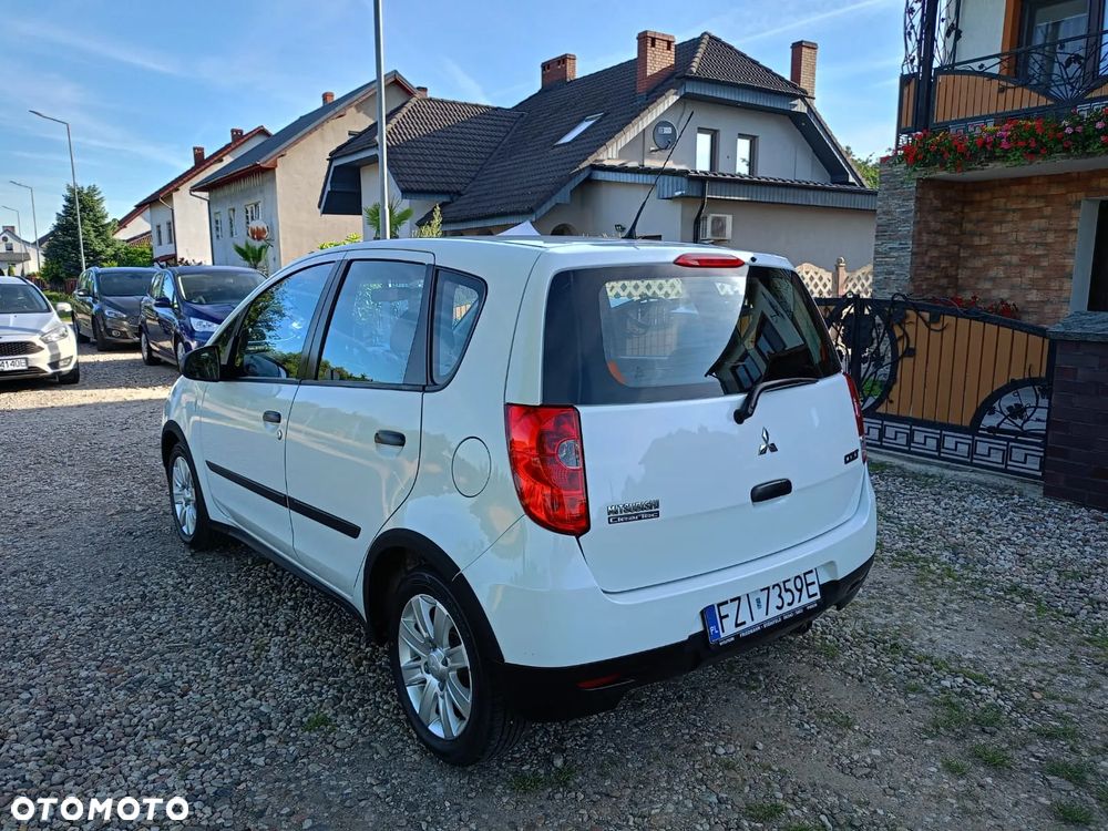 Mitsubishi Colt - 5