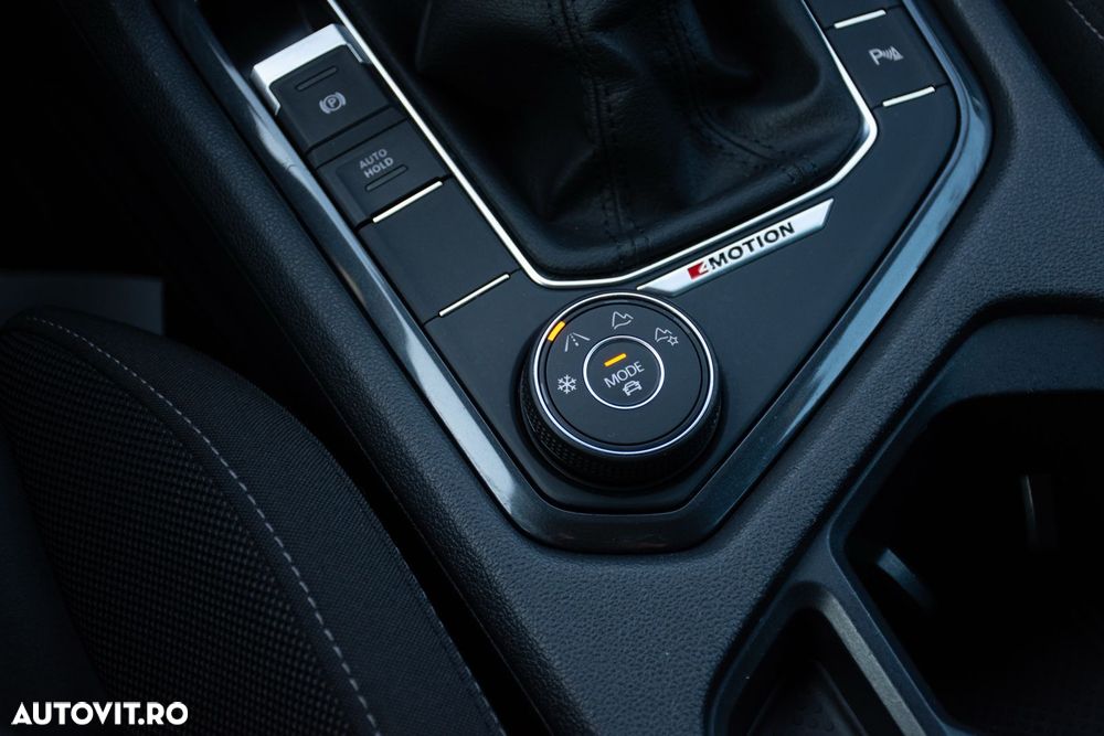 Volkswagen Tiguan 2.0 TDI 4Motion DSG BMT Sport & Style - 10