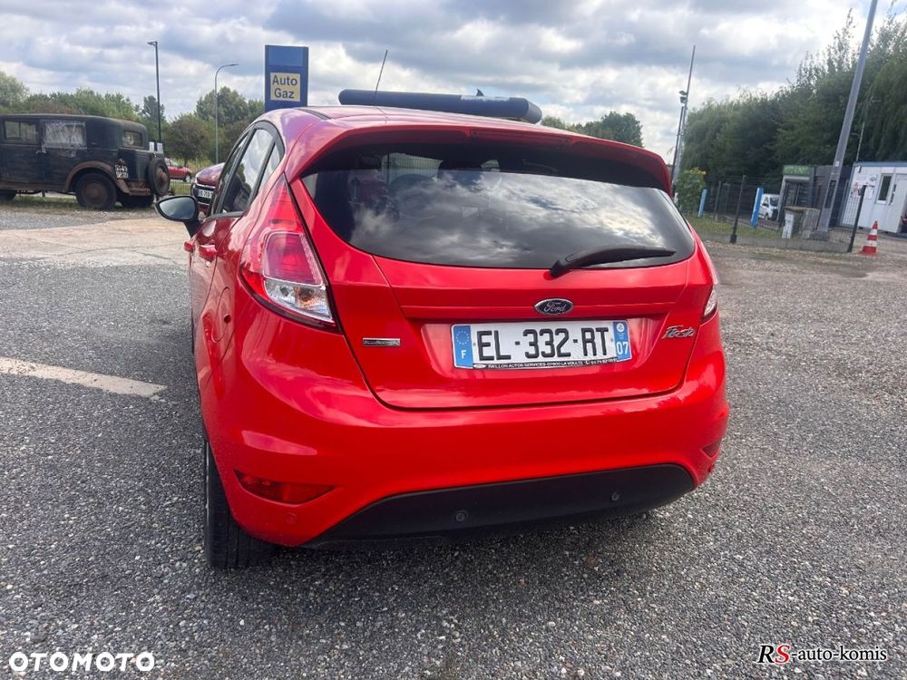 Ford Fiesta - 9