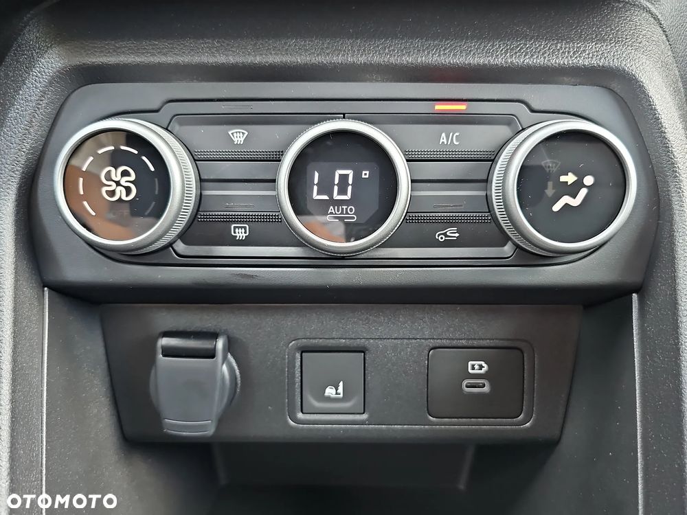 Dacia Jogger 1.0 TCe Extreme 7os - 23