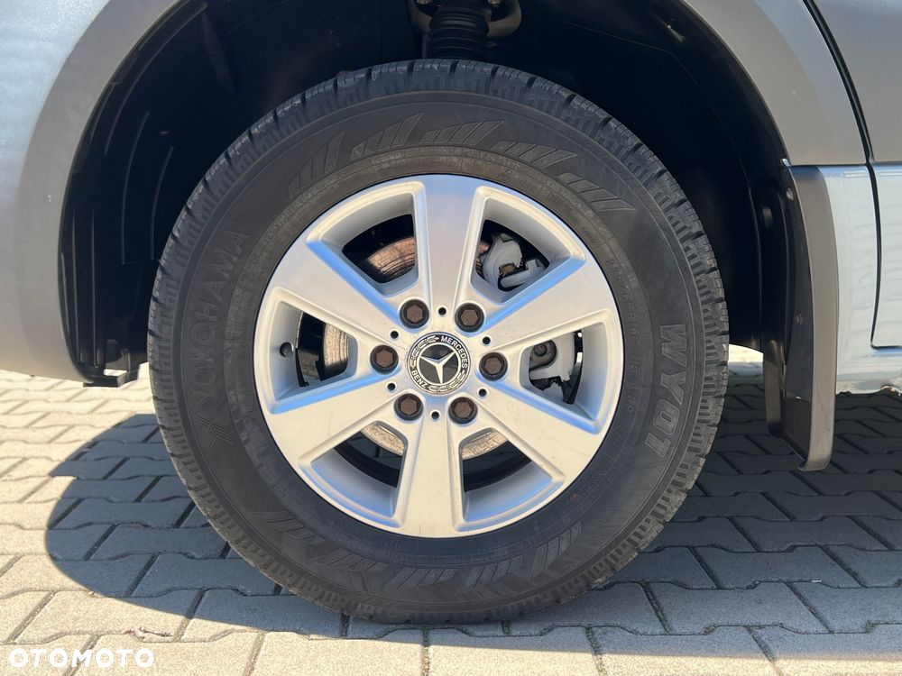Mercedes-Benz Sprinter - 10