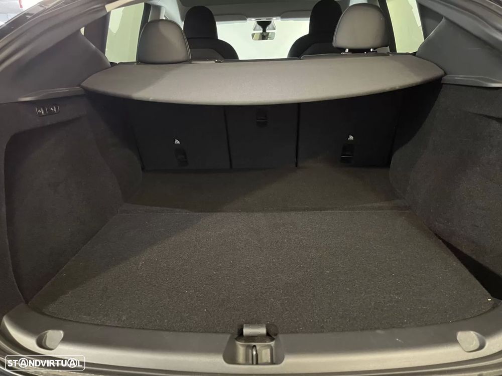 Tesla Model Y Tração Traseira - 44