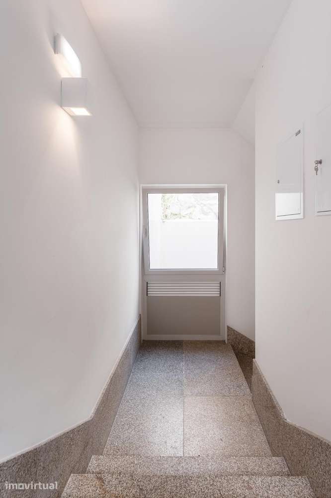 T1 Duplex com Terraço Novo na Rua do Bonjardim - Grande imagem: 5/40