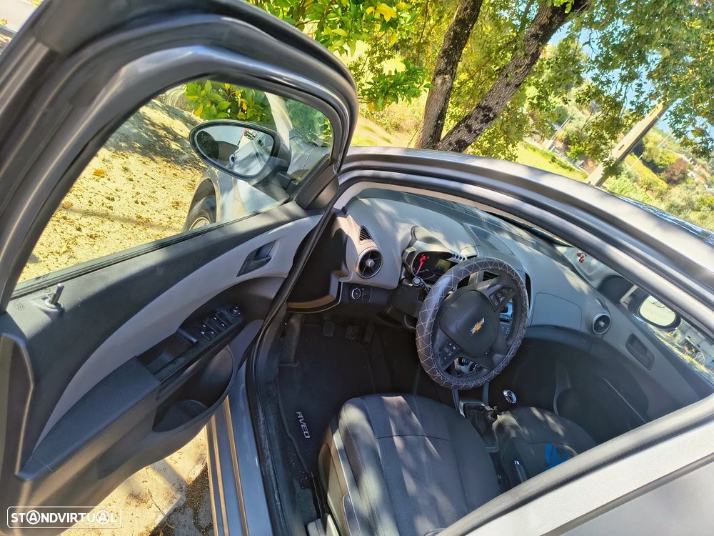 Chevrolet Aveo 1.2 LT - 7