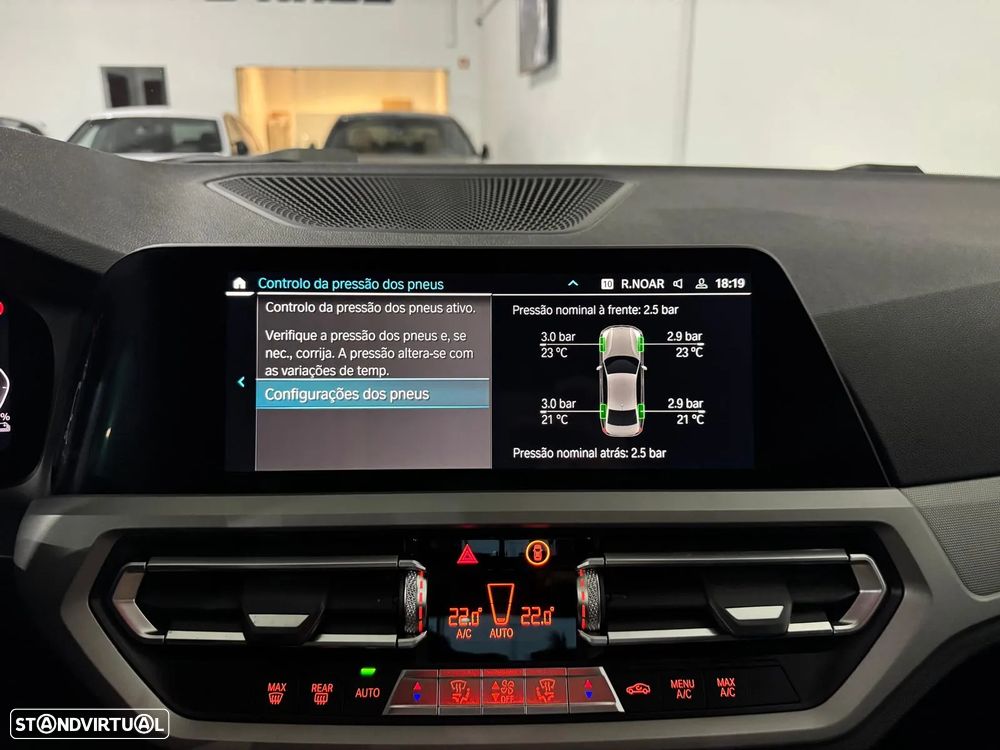 BMW 330 e Pack M Auto - 24