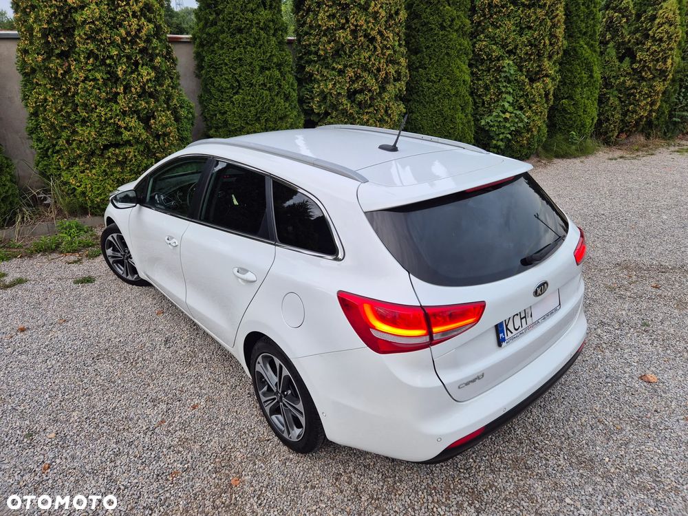 Kia Ceed 1.6 GDI ISG Spirit - 35