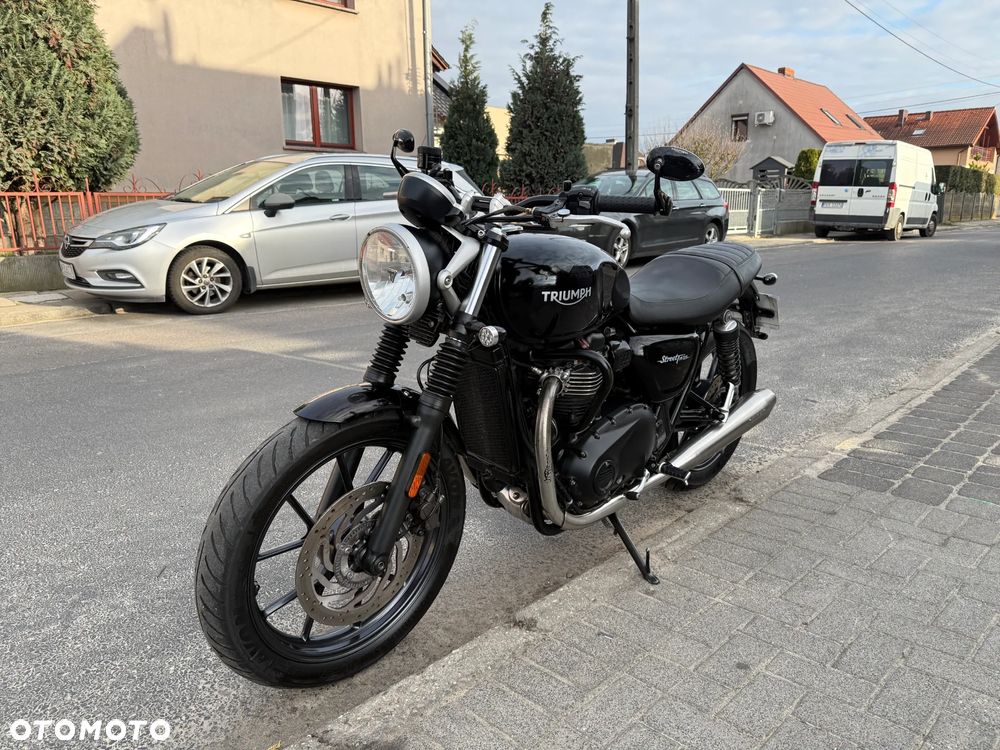 Triumph Speed Twin - 3