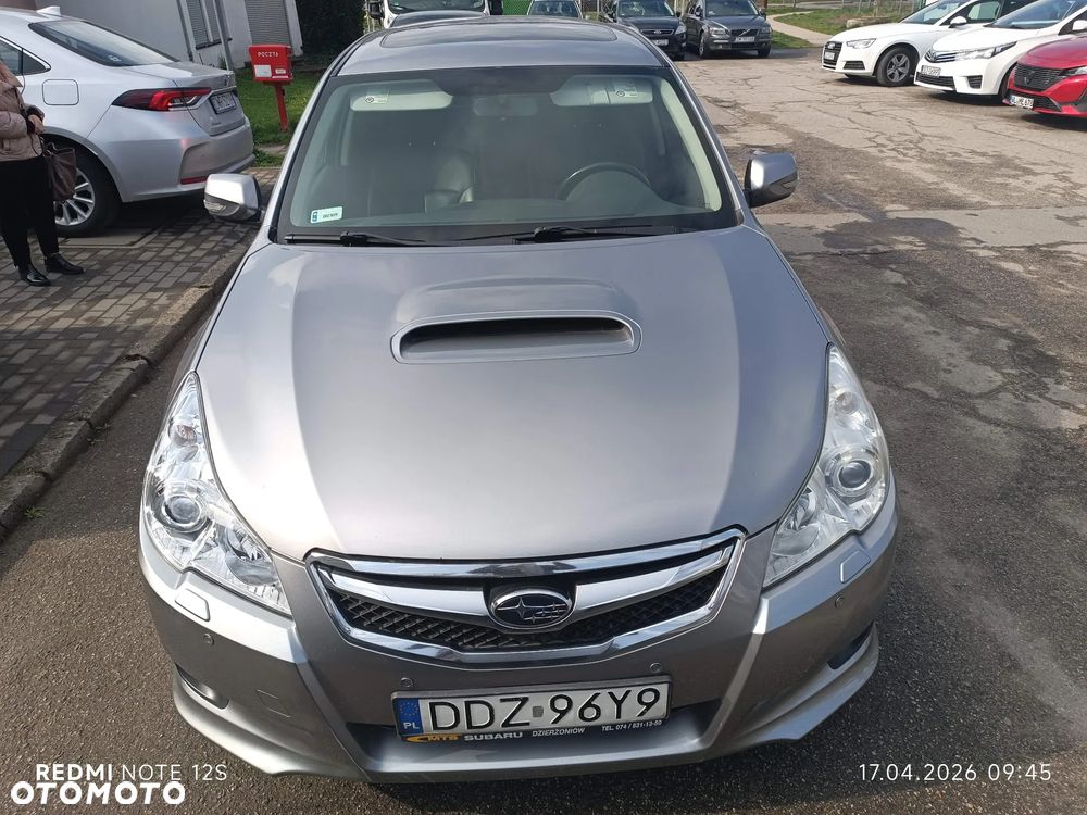 Subaru Legacy - 8