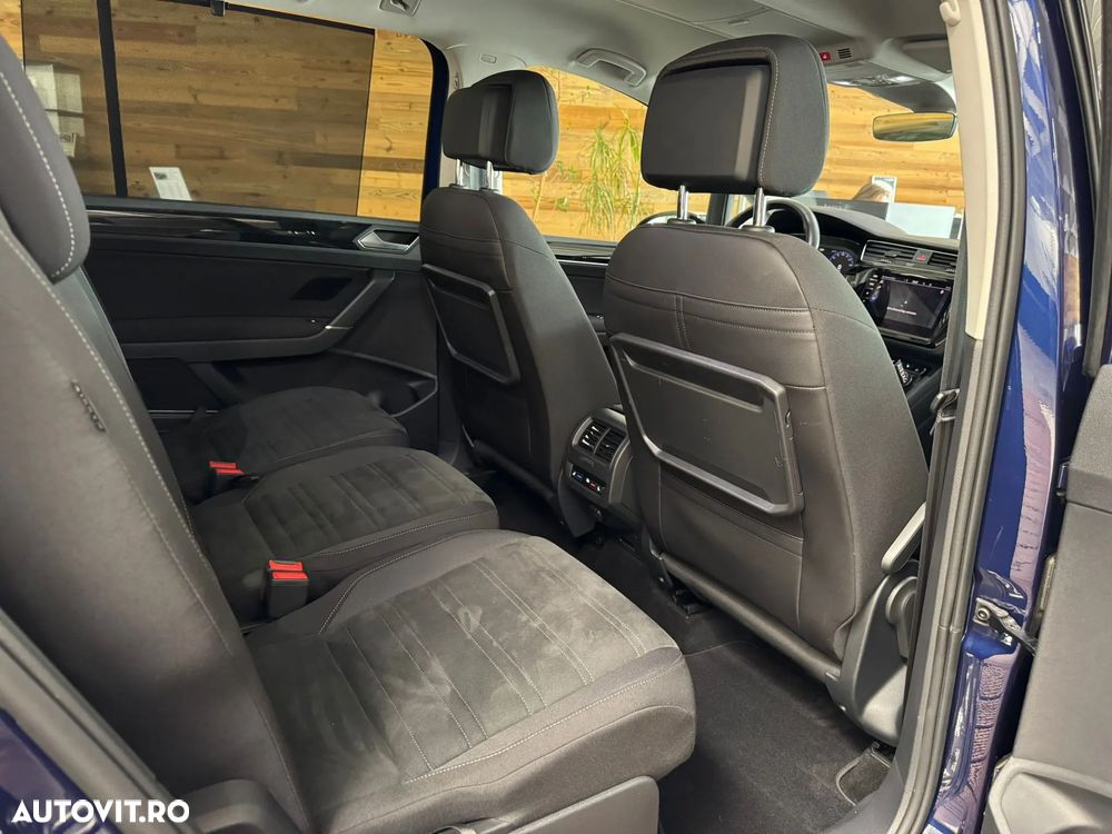 Volkswagen Touran 2.0 TDI SCR DSG Highline - 13