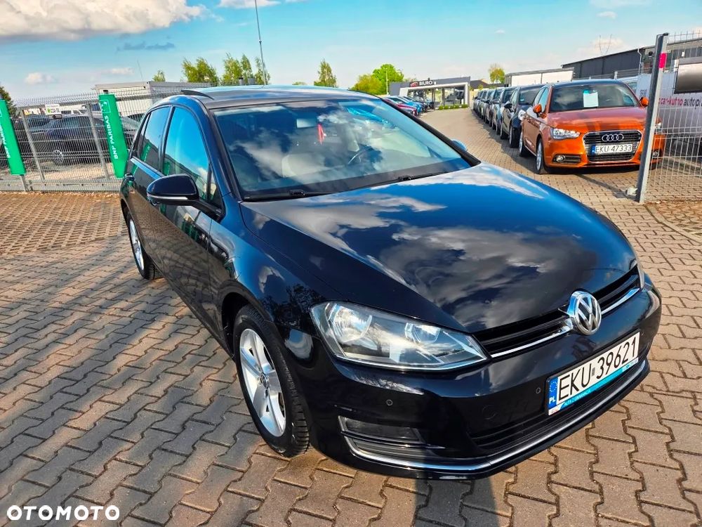 Volkswagen Golf 1.6 TDI Highline - 24