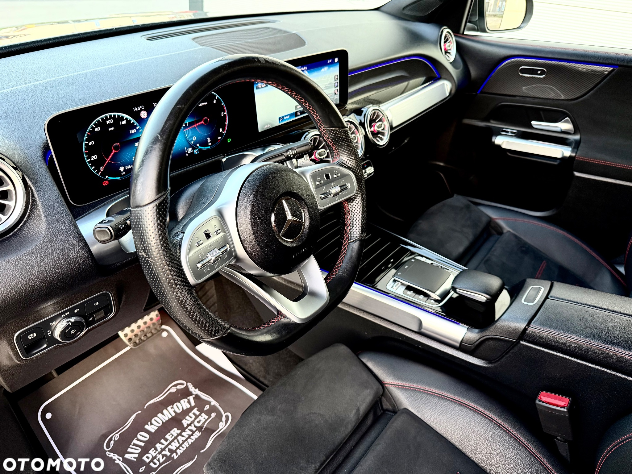 Mercedes-Benz GLB 200 d 8G-DCT AMG Line - 24