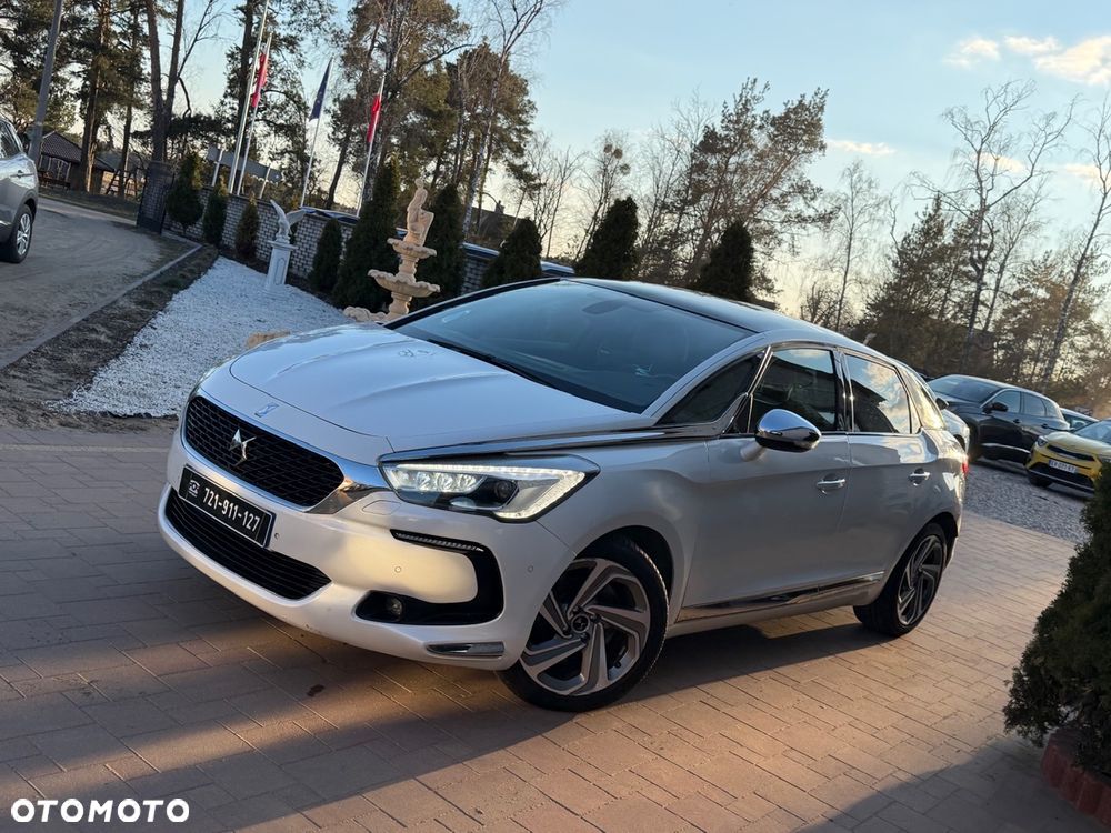 DS Automobiles DS 5 - 7