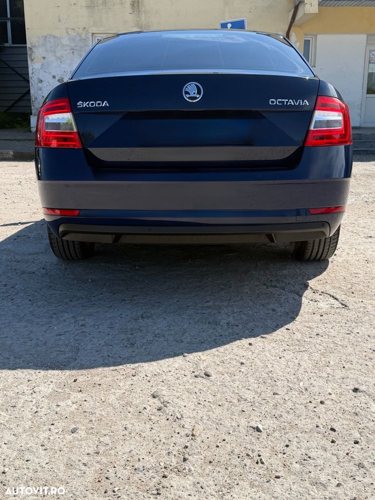 Skoda Octavia 1.6 TDI ELEGANCE - 4