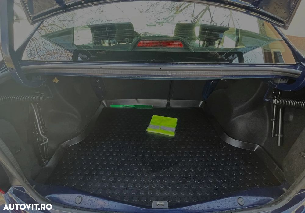 Dacia Logan 1.5 Blue dCi Laureate - 7