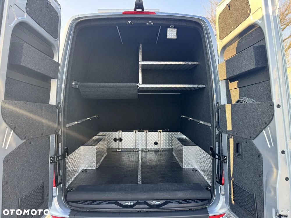Mercedes-Benz Sprinter - 21