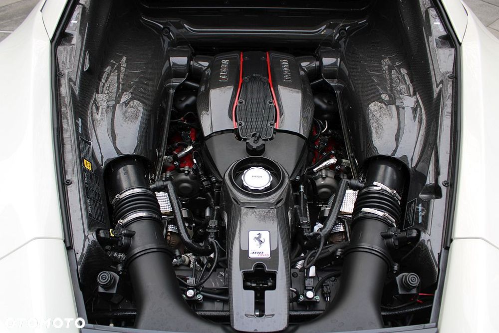 Ferrari 488 Pista - 39