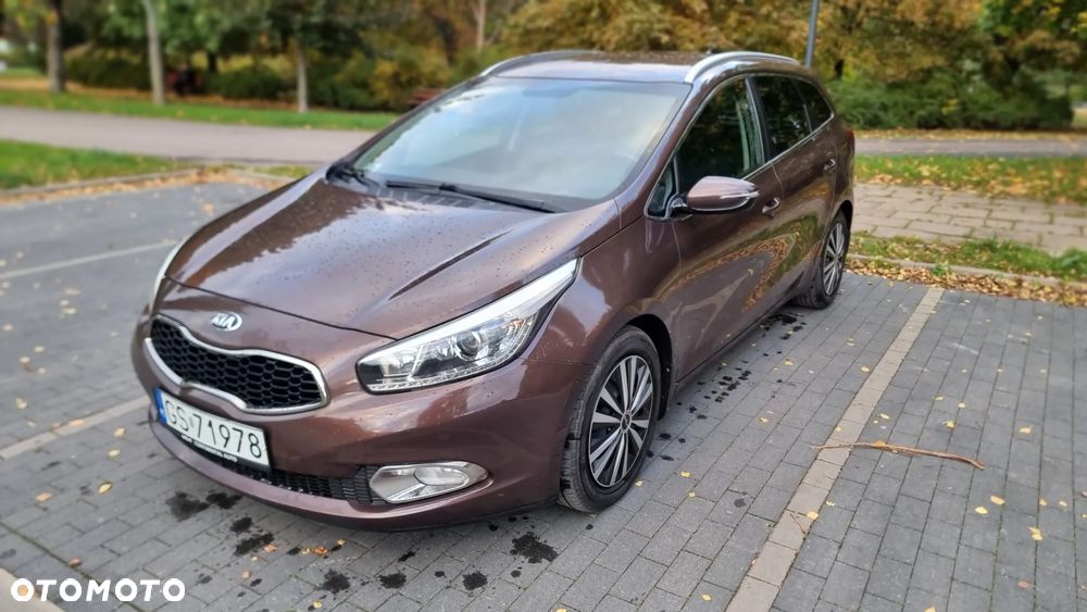 Kia Ceed - 4