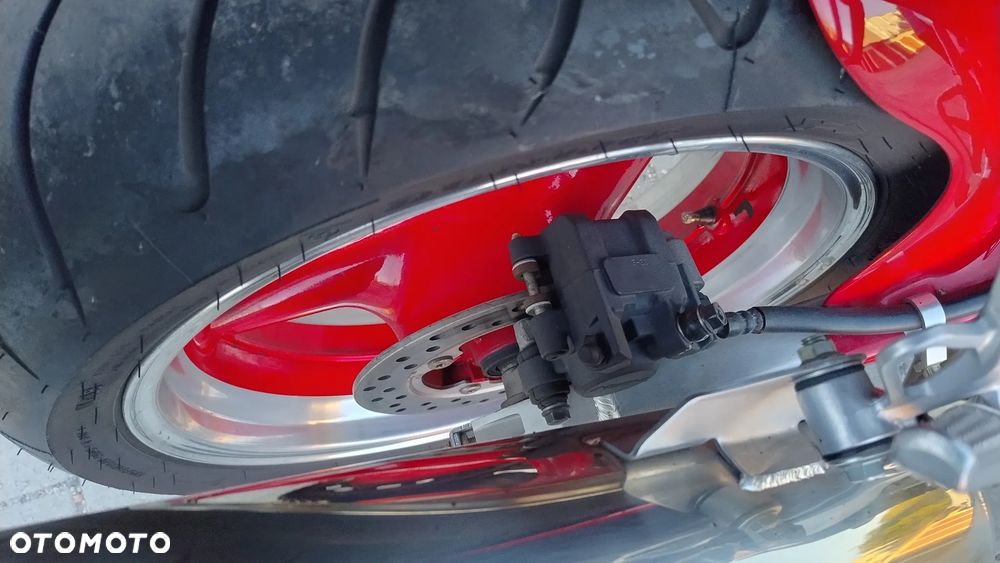 Honda CBR - 27