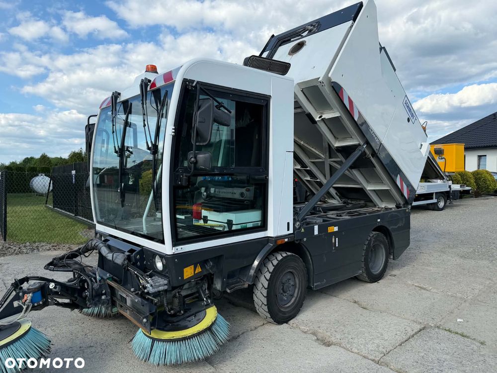 Schmidt CLEANGO 500 | System 3-szczotkowy | EURO 6 - 14