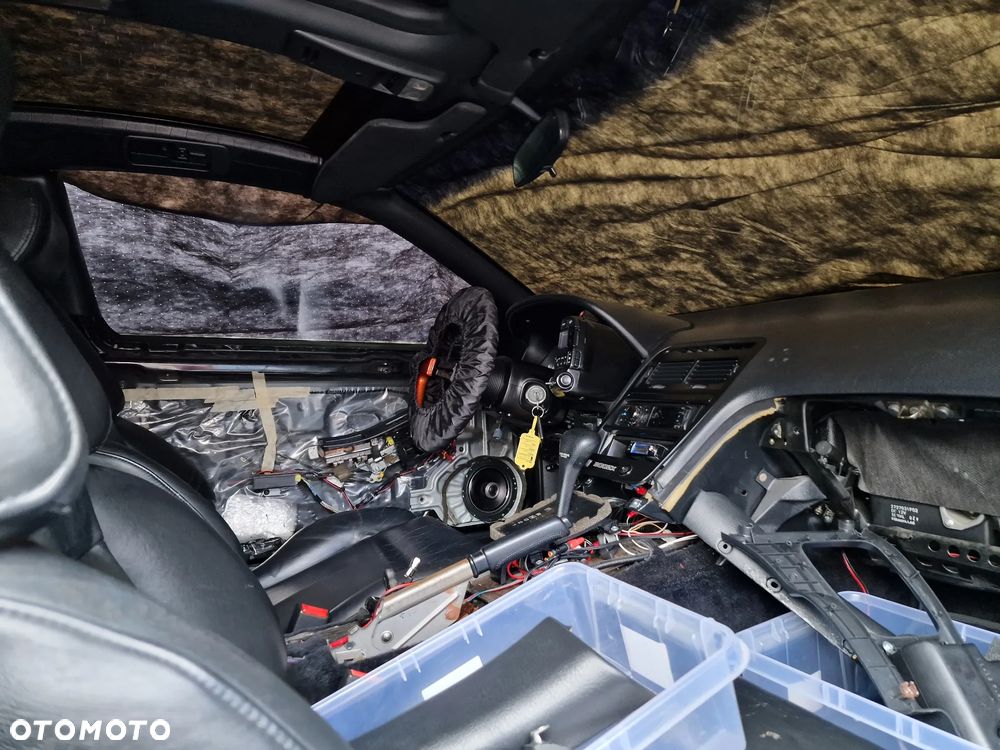 Nissan 300 ZX Twin Turbo - 35