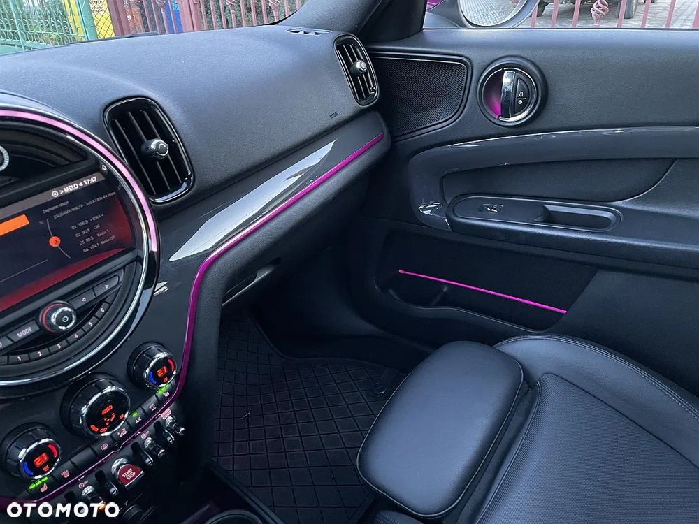 MINI Countryman Cooper S ALL4 - 38