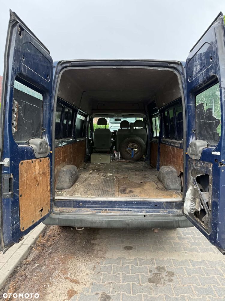 Ford Transit - 6