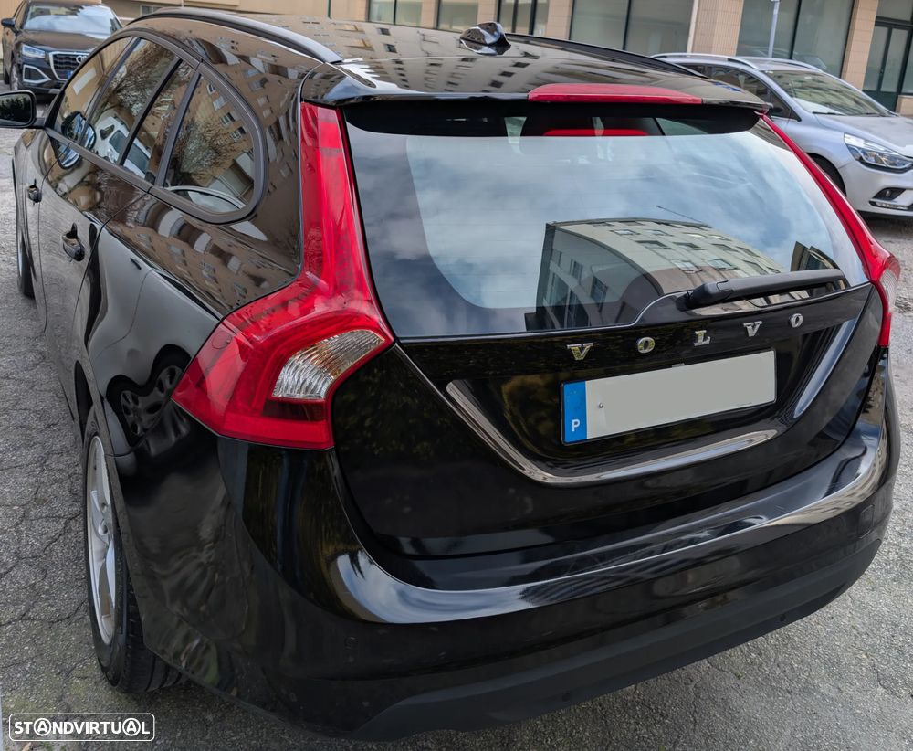 Volvo V60 D2 - 8