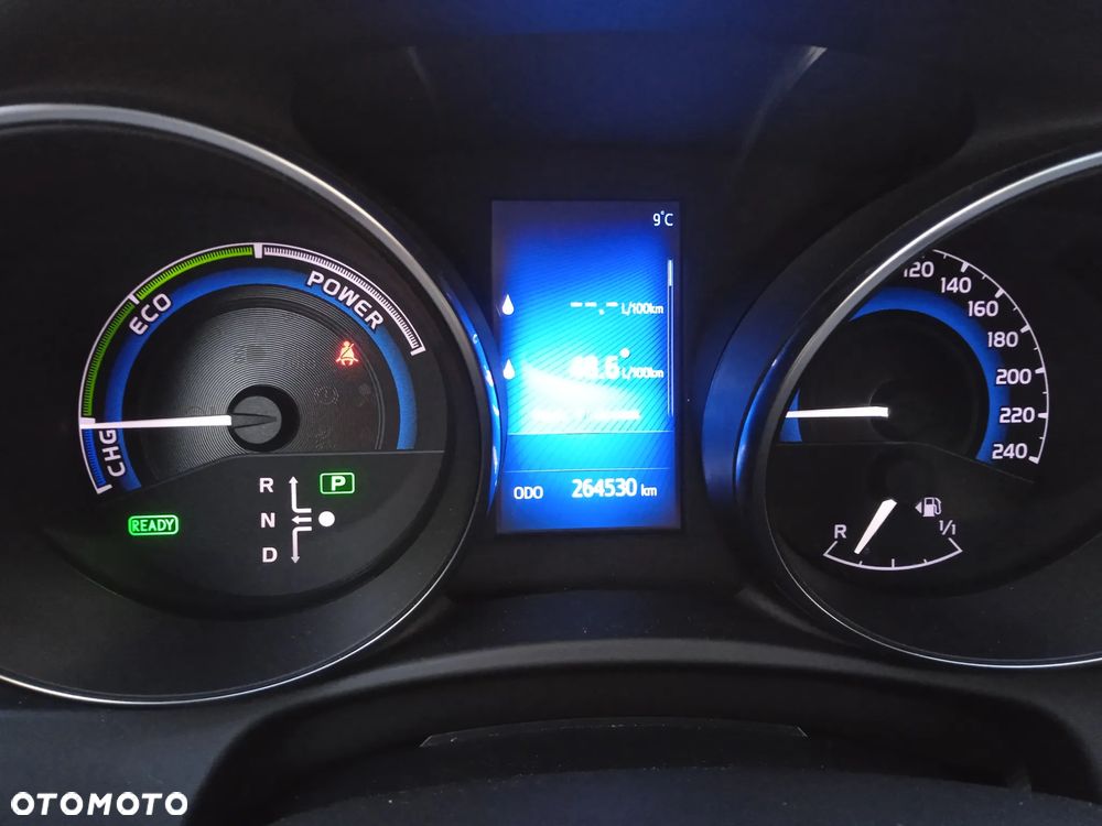 Toyota Auris Hybrid 135 Active - 12