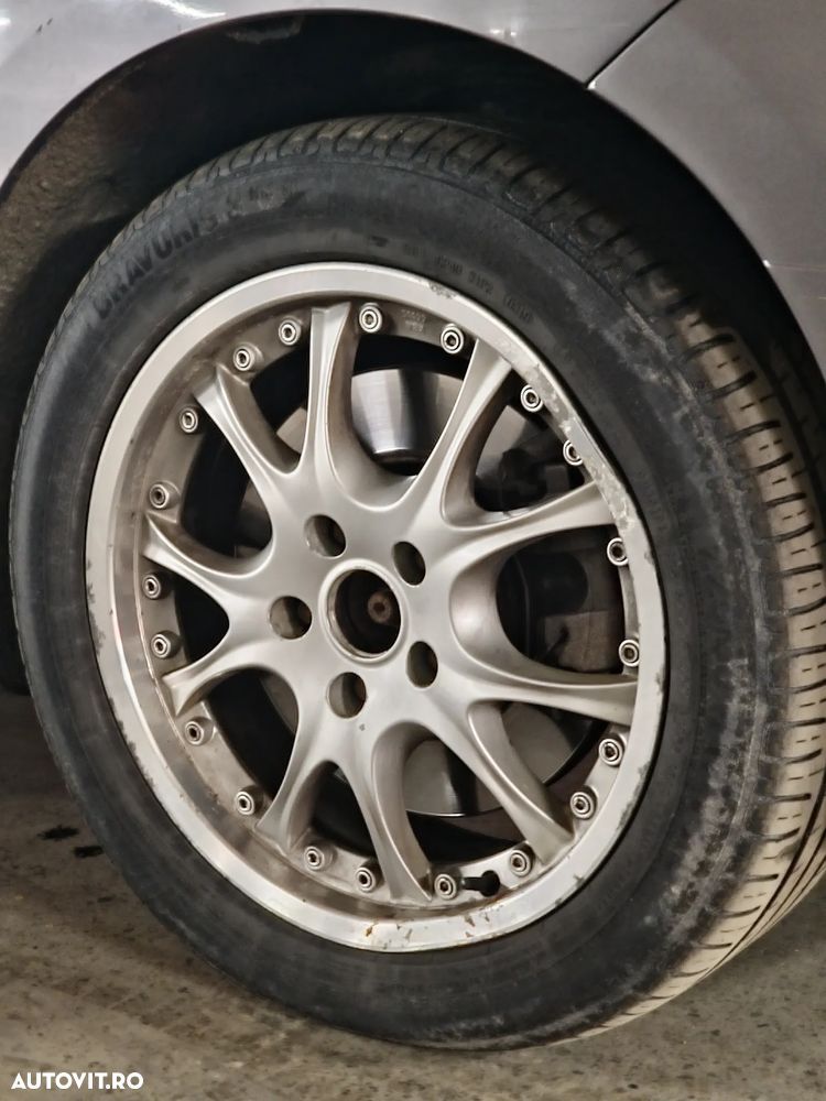 Renault Grand Scenic dCi 160 FAP Dynamique - 16