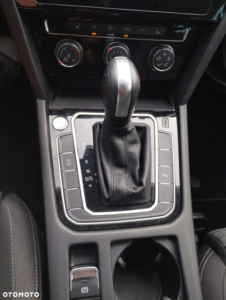 Volkswagen Passat Variant 2.0 TDI BMT Comfortline DSG - 15