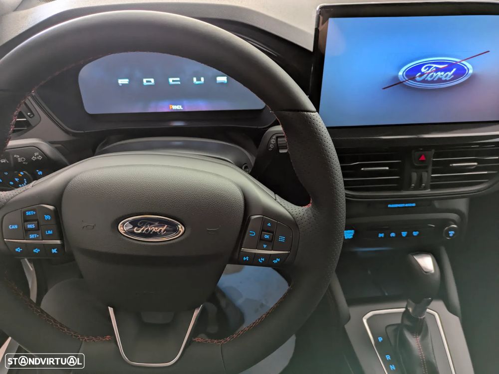 Ford Focus - 12