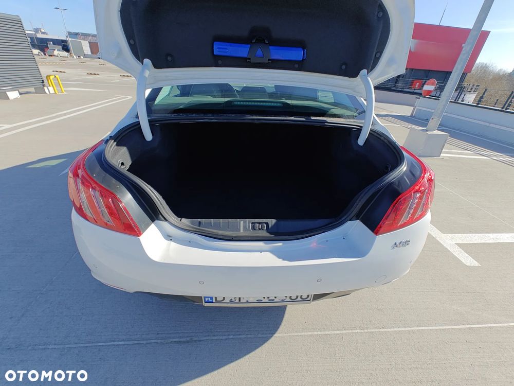 Peugeot 508 1.6 T Allure - 25
